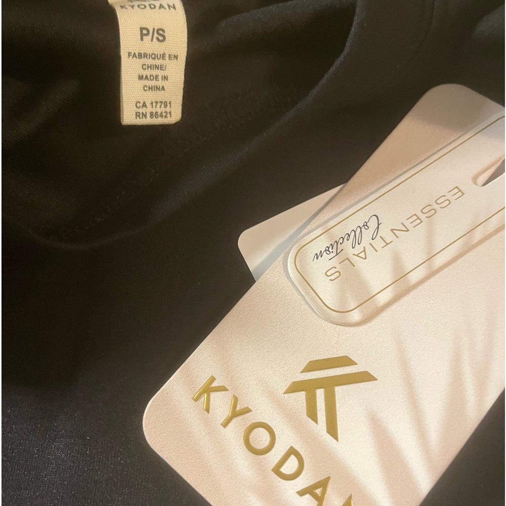 NWT KYODAN Stretch Knit Crew Neck Short Sleeve Top - Picture 10 of 10
